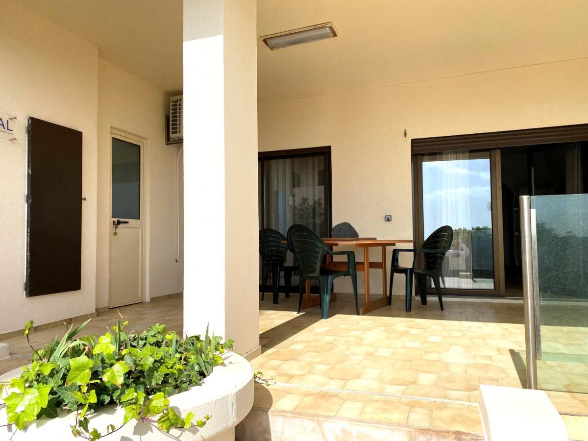Apartamento Na Praia Dona Ana - Iberlagos Dış mekan fotoğraf